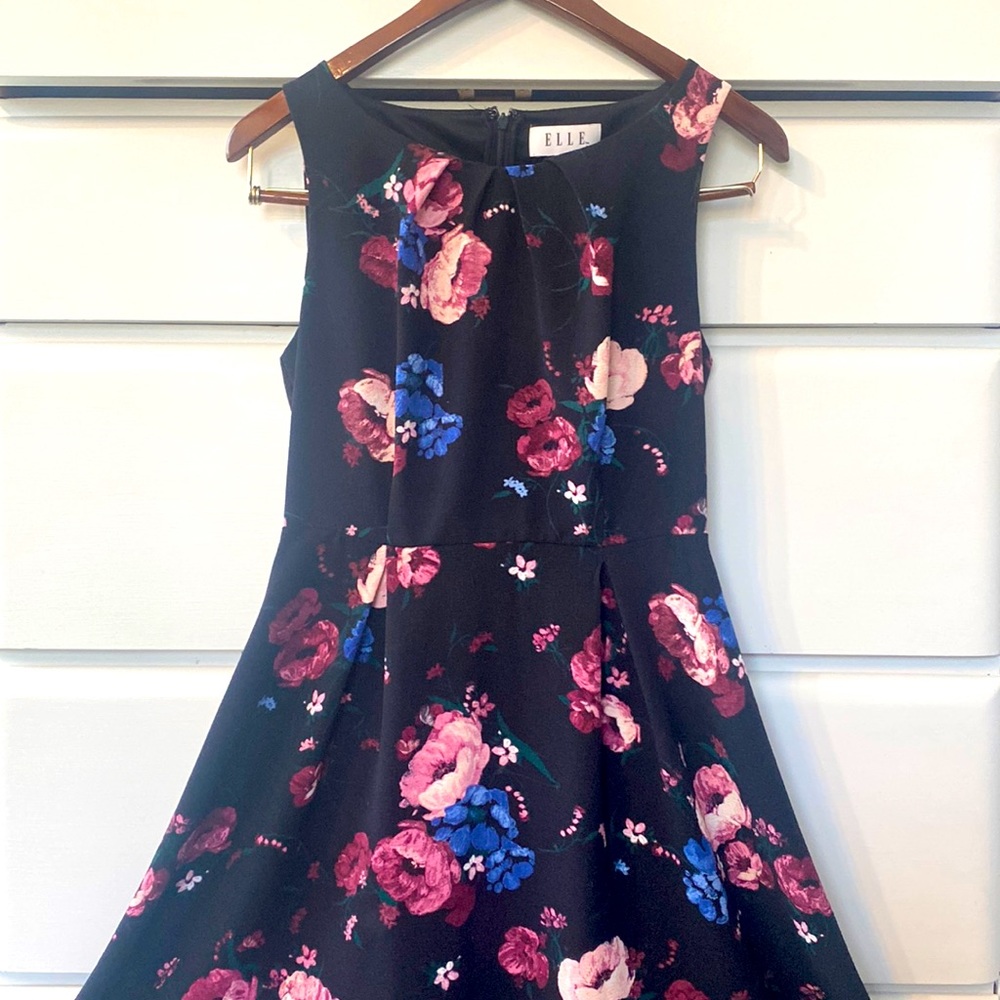 🎒Elle Powder Blue and Dusty Pink Floral Dress